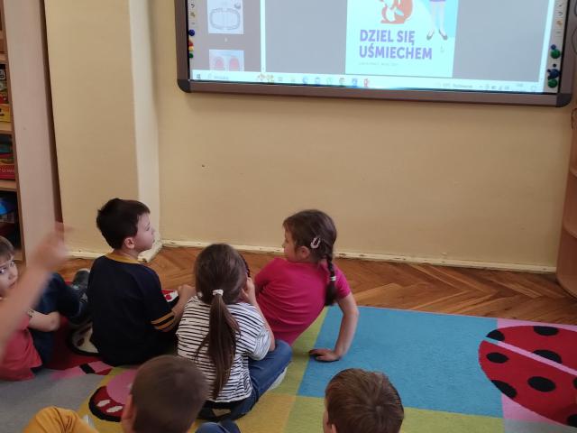 Dziel się uśmiechem